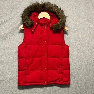 VTG GAP Down Puffer Vest Hood Red Fur trim Medium